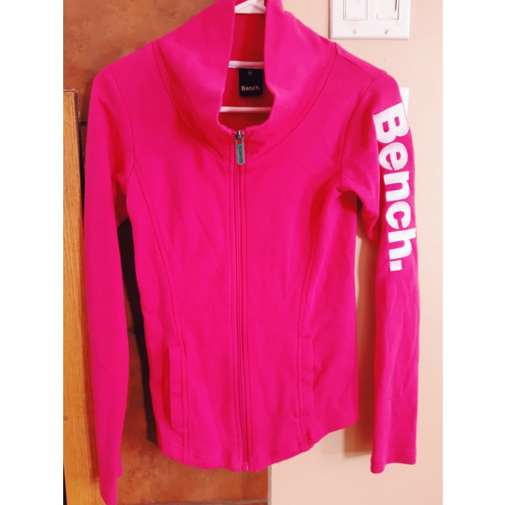 xs pink Bench sweater